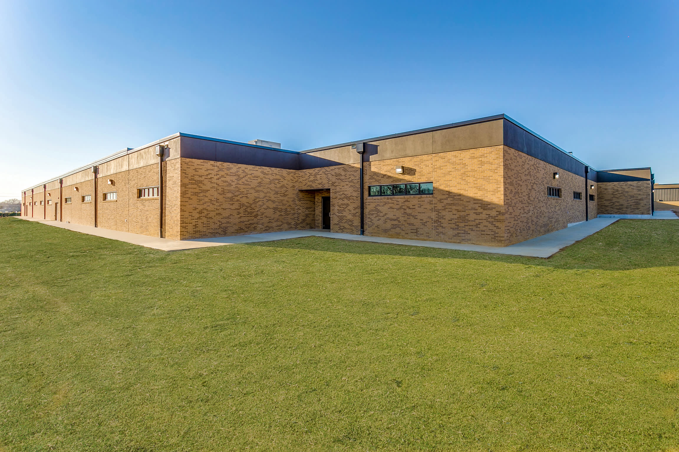 the entire school for a total of 78415 sf architect huckabee associates location euless texas